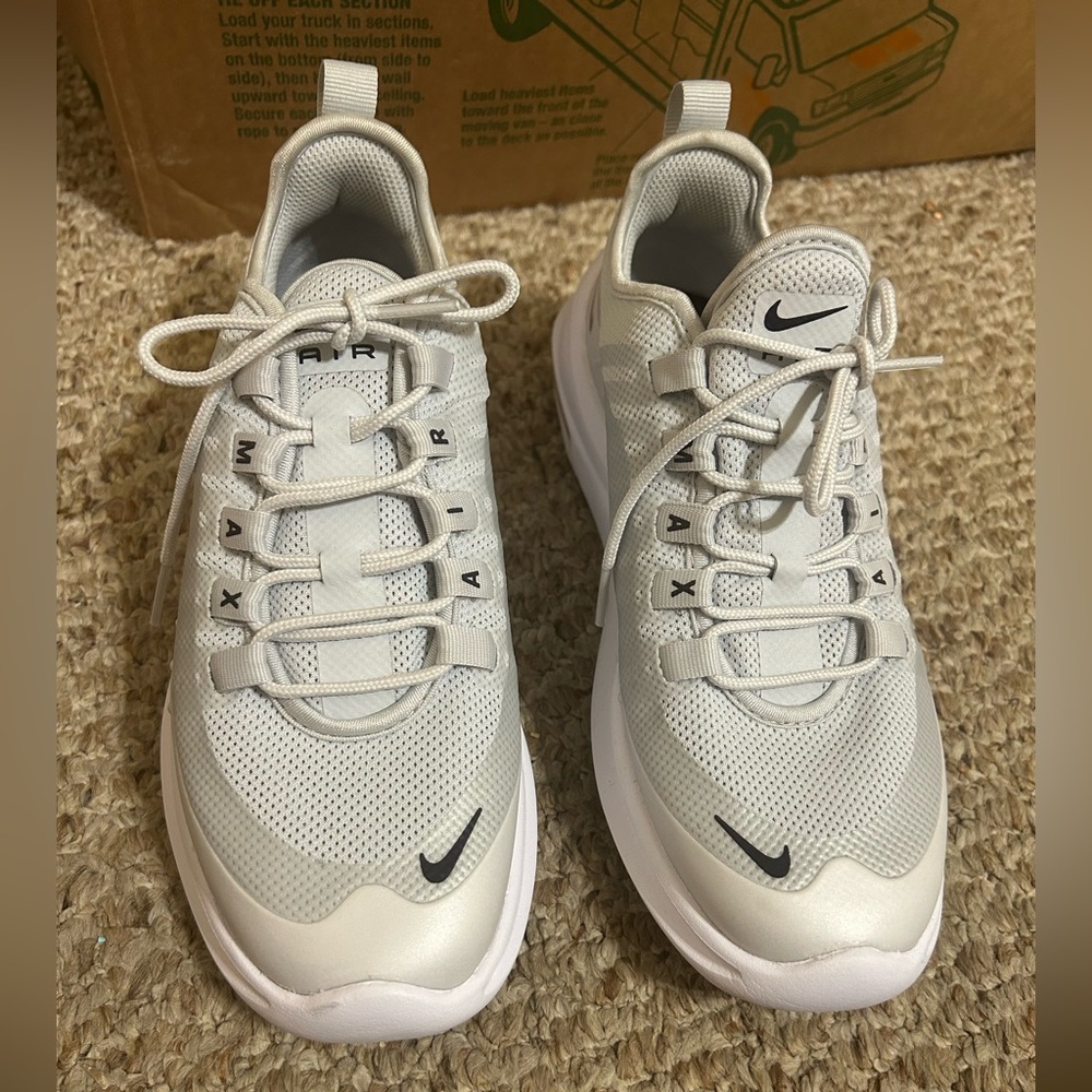 Nike air max